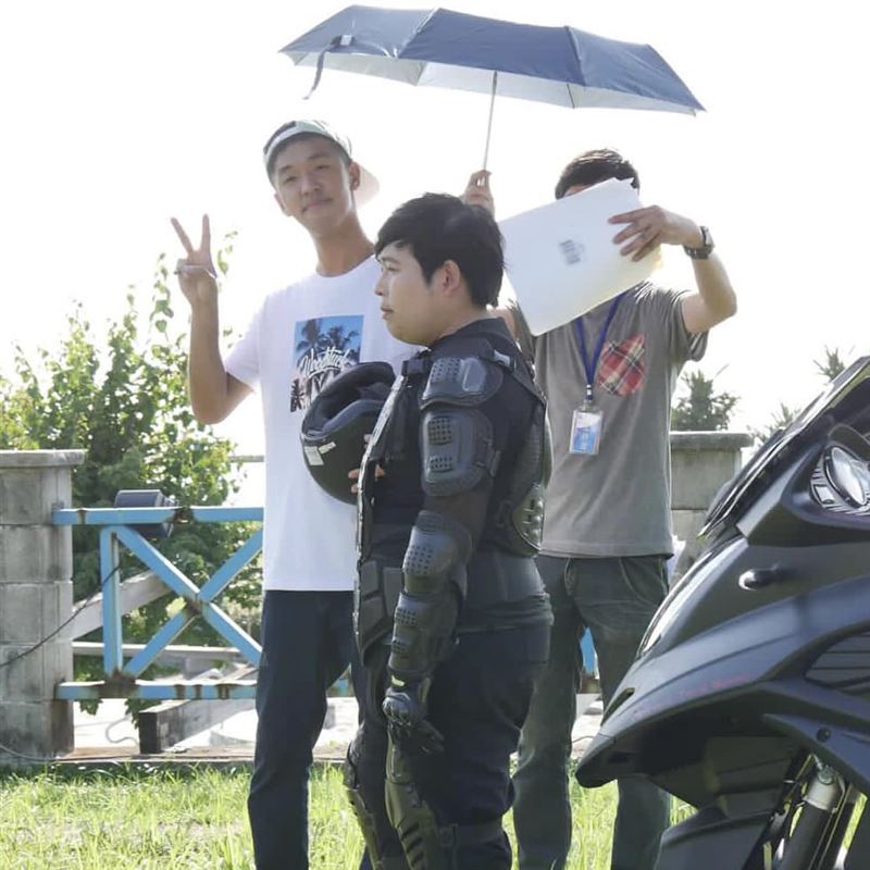 山豬逝世2個月!香蕉曬合照思念 認「狠狠上了一課」:震撼太近了