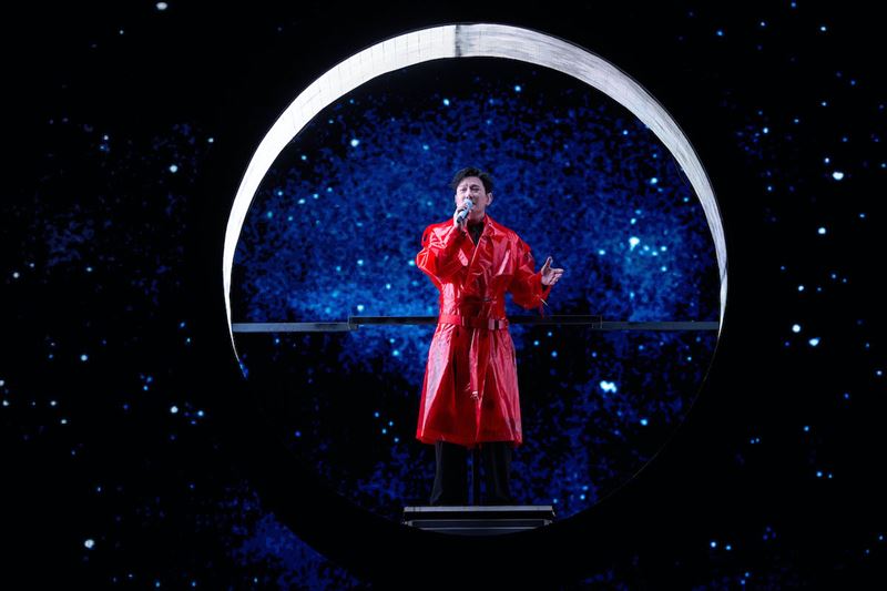 張信哲怎麼了？唱到一半緊急喊卡　崩潰：丟臉丟到鳥巢