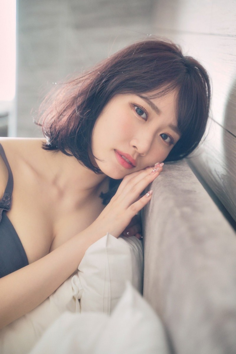 (SONE- 033)安达夕莉:第一年我一直想放弃不干了、还好有他支持。