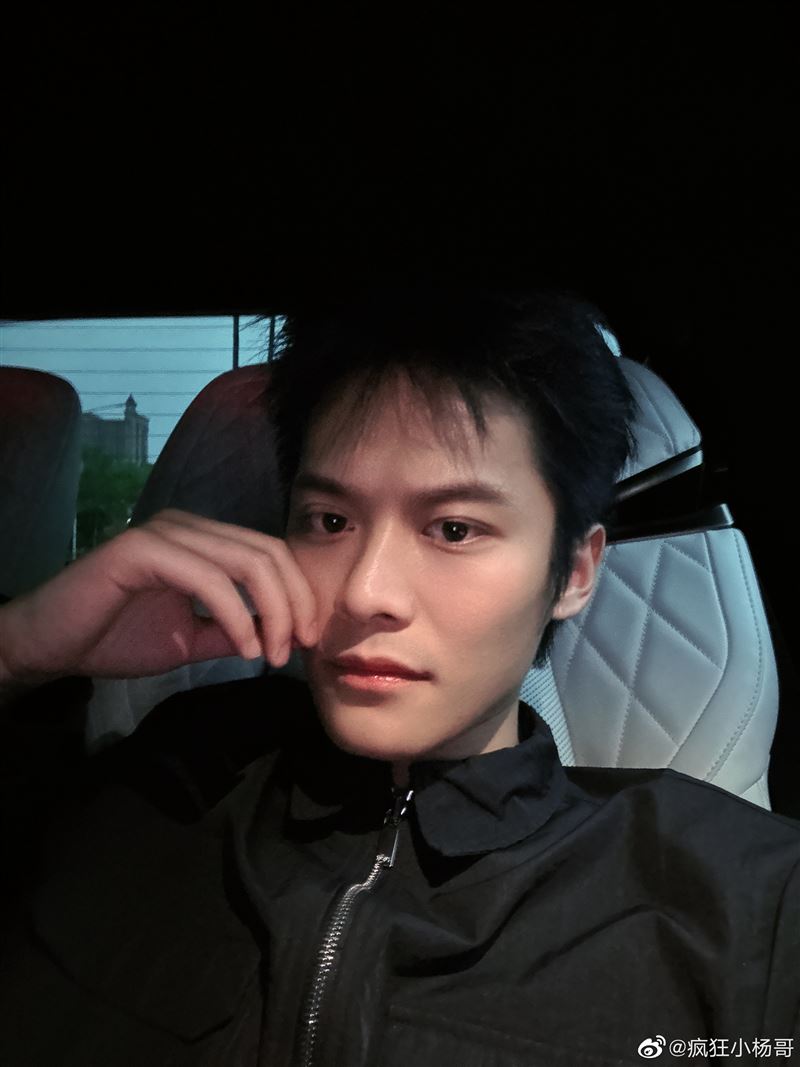 陸上億網紅爆劈腿!火辣小三慘坐牢神隱 小楊哥翻車「13萬粉沒了」