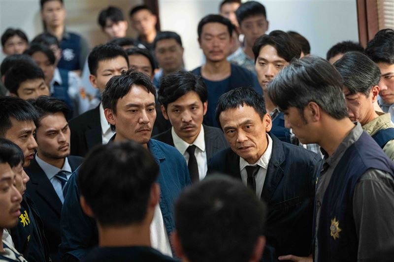 張震《餘燼》再搶金馬!隔30年合作陳以文 遭爆料:偶有小脾氣