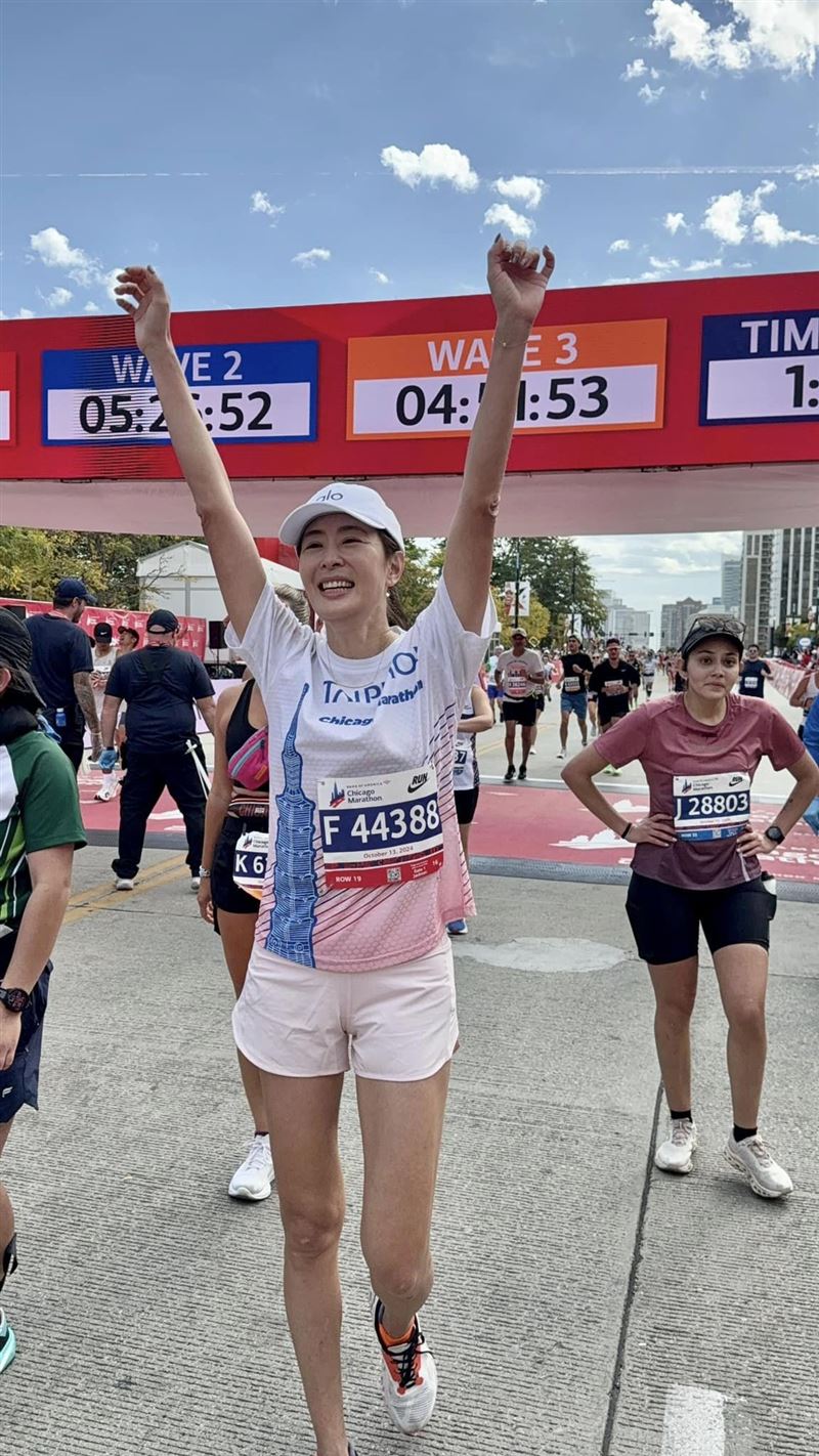 全場喊Taiwan!賈永婕美國跑馬拉松「代號曝」網讚爆:帶領台灣迎向世界
