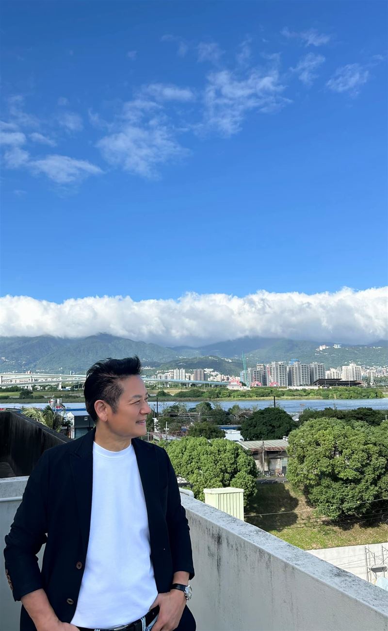 怎麼可能?撿到「徐乃麟敬老悠遊卡」真實年齡曝光 網嚇:要敬老尊賢了