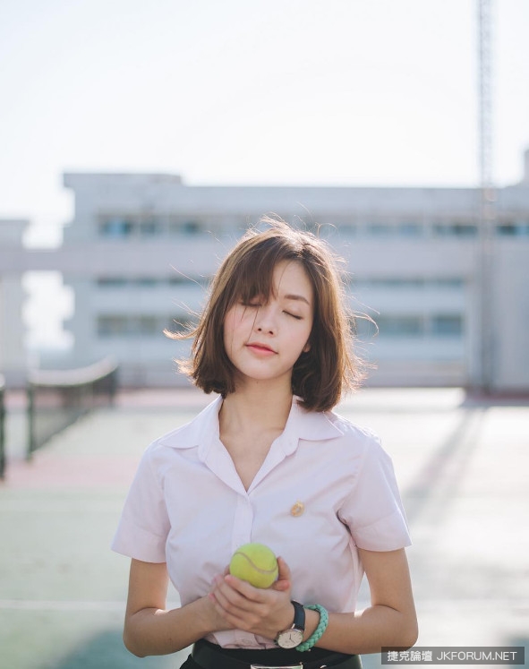 泰國混血兒「失敗機率低」校花級學生妹制服下透出震盪