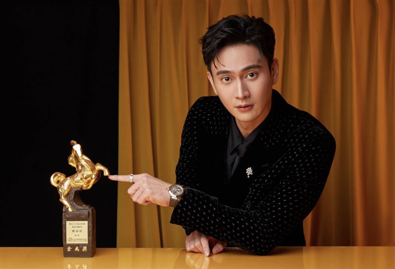 金馬61／許光漢頂光頭亮相《媽的多重宇宙》關繼威、阿部寬接連登台