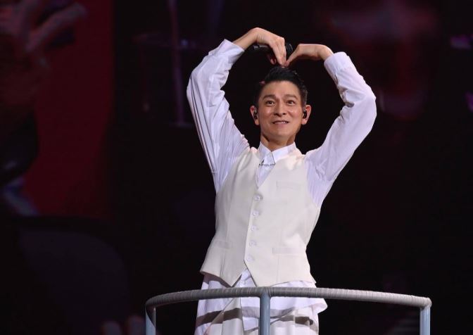 劉德華的臉被臨時演員打腫!拍完戲後「1動作」感動網