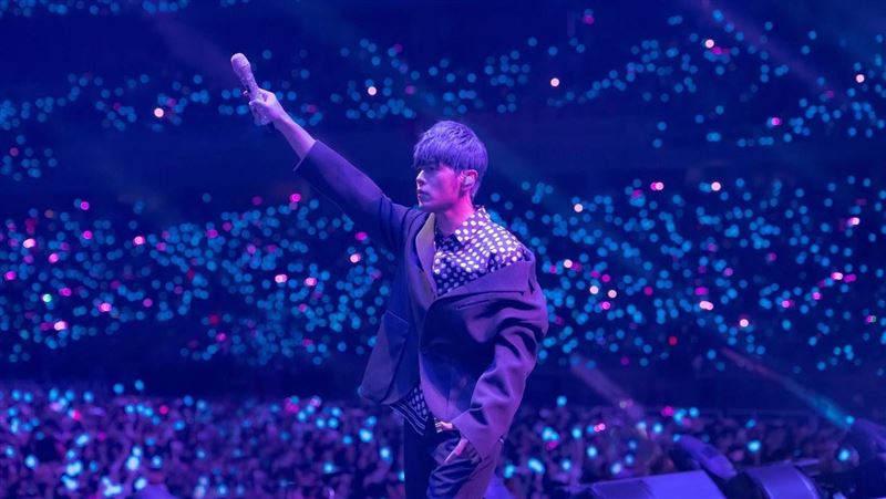 周杰倫隔七年回來了!吐心聲「回家的感覺很棒」秒掀萬人暴動