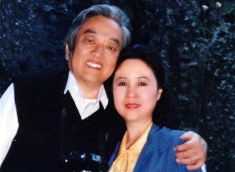 瓊瑤發文《憶亡夫》親吐原因　「人生最後一哩路才發現平鑫濤愛我很深」