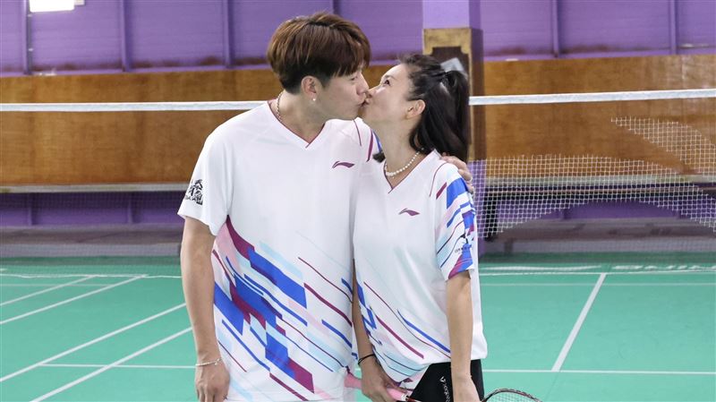 不甩188cm鮮肉奶狗示愛!六月狠斬婚外情 回歸家庭心意已決