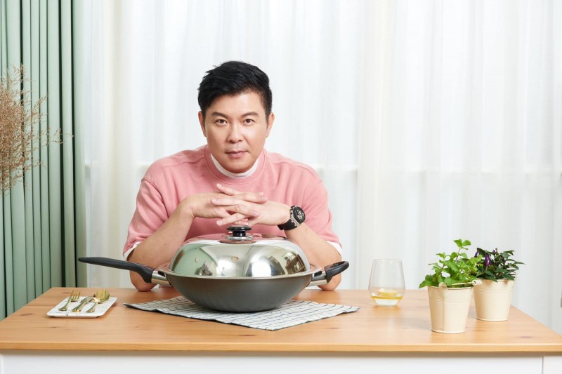 7副業2年慘賠千萬！曾國城「靠1產品翻身」年賺破億　豪發3百萬年終