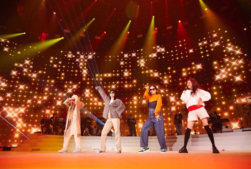 A-Lin演唱會「超大咖女團」破天荒合體 脫衣辣舞現場粉絲全瘋了