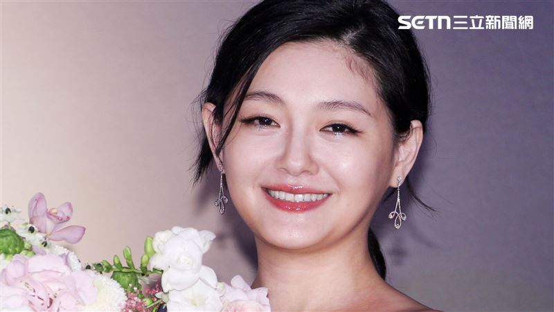 大S下葬前具俊曄這樣做！夫妻情深惹淚崩　傳設立紀念墓碑永遠懷念