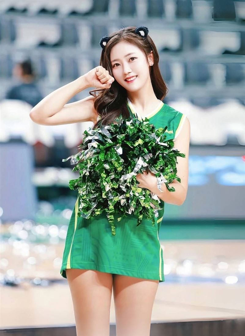 韓籍啦啦隊「傳奇大學姐」頸椎受職業傷害！轉念來台灣闖新跑道