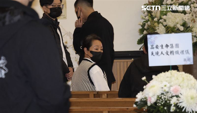 「一代大俠」張振寰告別式僅一個家人出席　前妻鮑正芳操辦後事