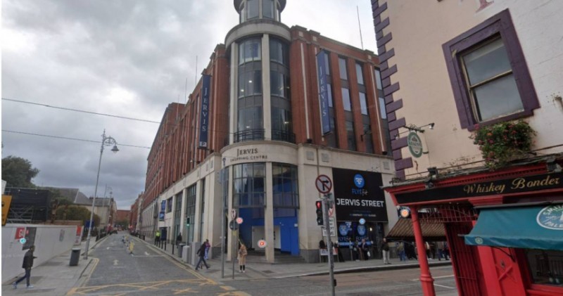 愛爾蘭鬧區超市靈異傳說不斷　網紅拍片揭密：以前真是停屍間