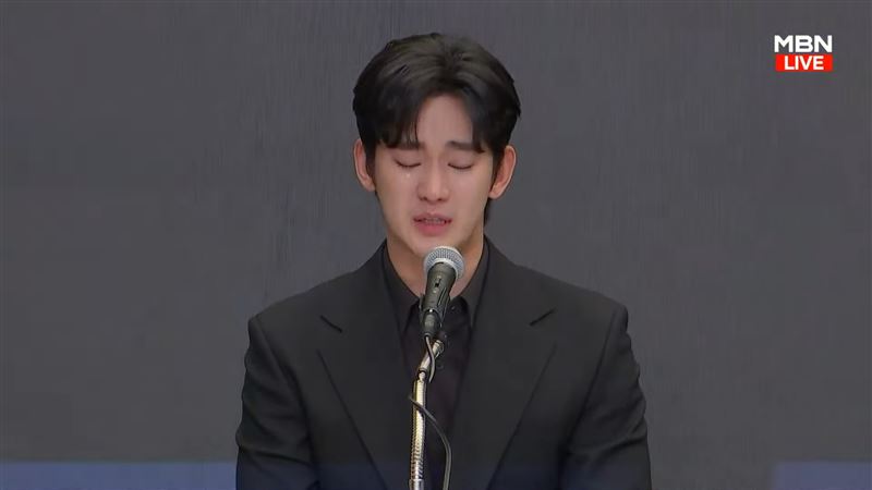 金秀賢撇逼拍裸戲！雪莉親哥長文回擊　撤下「一大串涉案名單」不點名IU