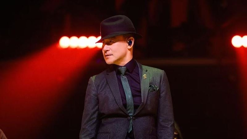 張學友生病緊急取消演出！重返舞台這樣說　當眾劈腿秀一字馬