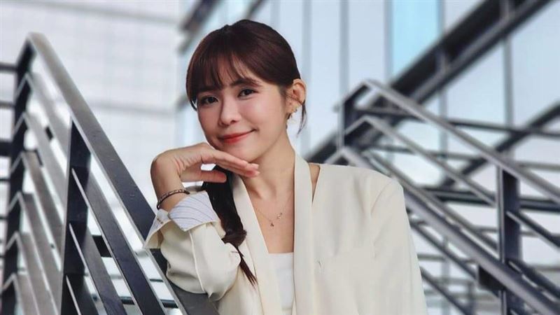 林萱瑜無預警爆出「好姐妹當眾親密摟男友」　氣憤揭露「3綠茶行徑」