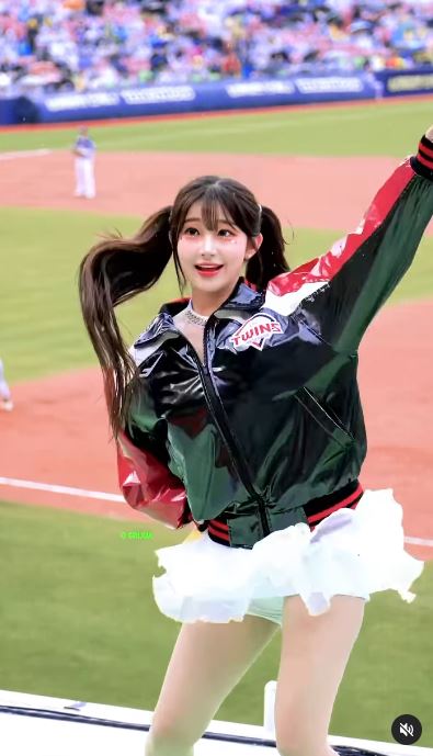 超洗腦！李珠珢「15秒新應援舞」上片　網敲碗：SOLO三敗舞救戰績