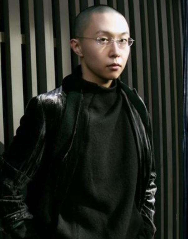 張藝人設大翻車!過往黑料起底 嗆Jisoo「破喉雞」好友9m88發聲了