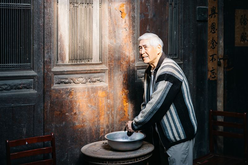 孔子後代「妄想嫁入豪門」 被叔叔開導忍不住哭了!淚喊:給我好多能量