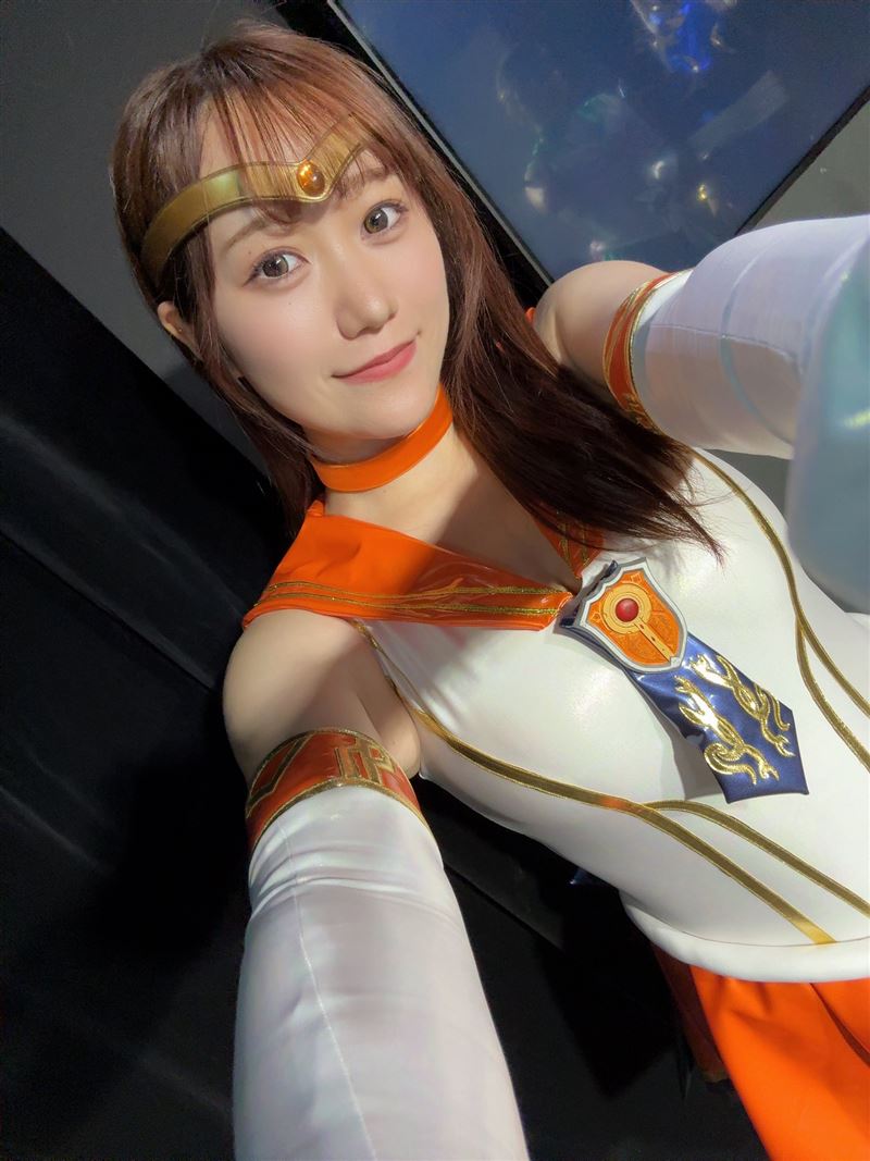 震撼彈！「H級乳牛女優」出道7年宣布引退　老司機全哭了