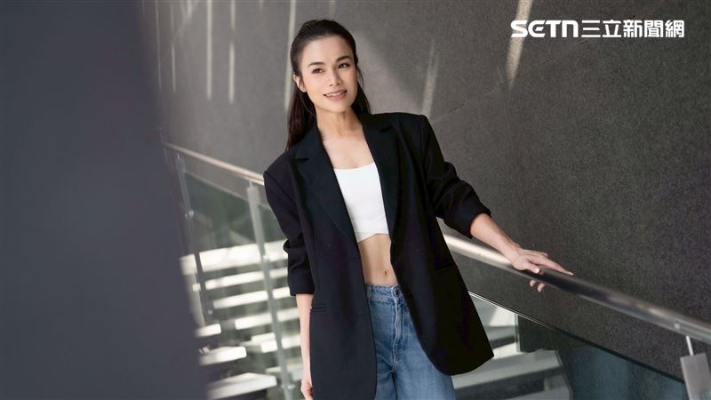 獨家／林芯儀為健美全裸除毛！這姿勢超害羞　感覺全身被看光光