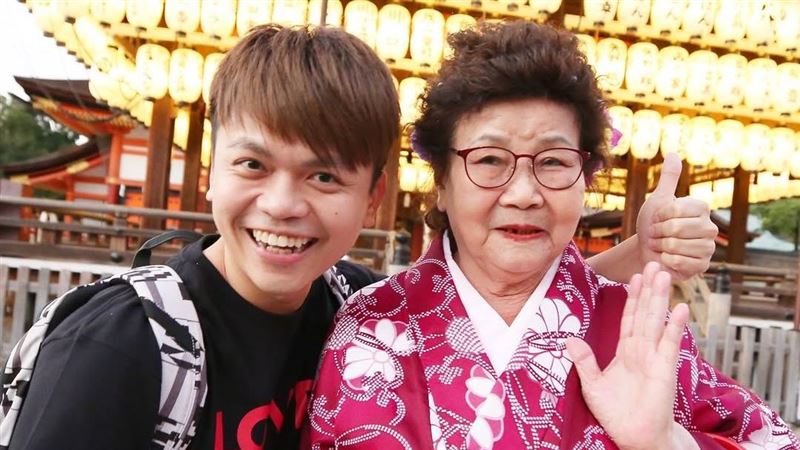 蔡阿嘎阿嬤睡夢中離世！天后闆妹哀悼「不要掛念人間」 二伯3符號回應了