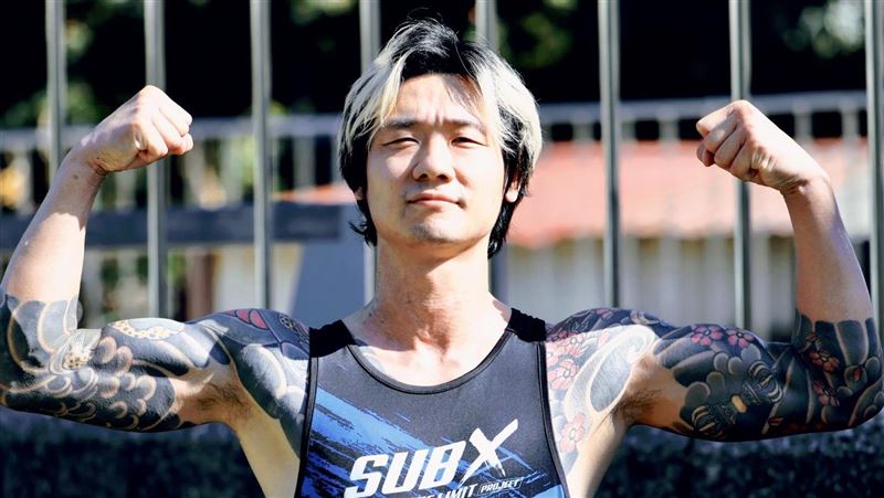 藍白找來館長助講「死對頭」金鋼刀酸爆：不要跟陳之漢這帶賽鬼混在一起