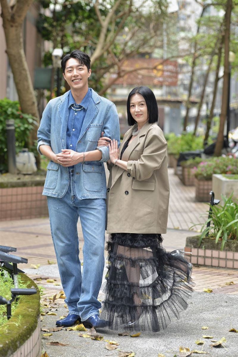 8點檔飆罵太精彩！苗可麗擺攤被要求重現　累嘆：神經細胞死很多