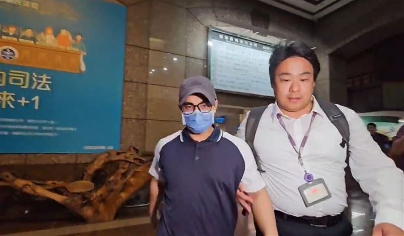 邱軍想賴酒駕…遭監視器打臉「狂灌10公升」還蛇行！改口認罪不道歉