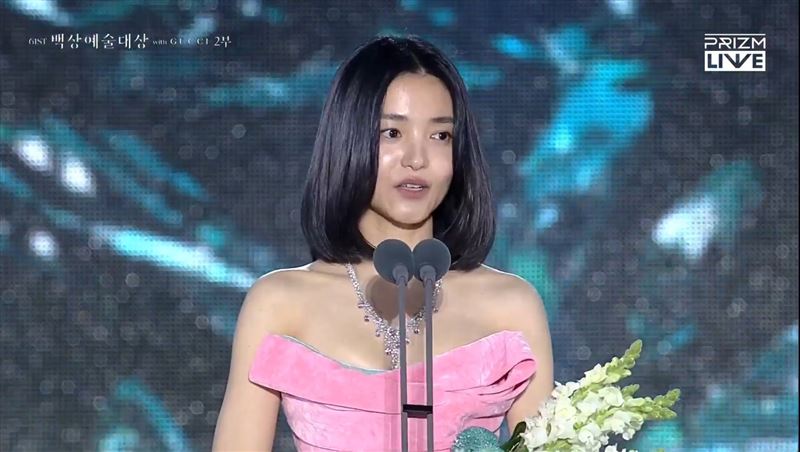 【韓國百想】IU、朴寶劍「無緣視帝后」！《苦盡柑來》大獎全槓龜