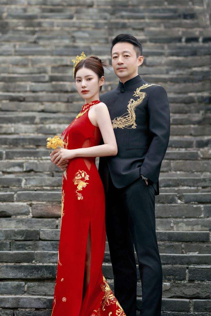 汪小菲、Mandy婚禮採「家宴形式」！張蘭緋聞男友現身　疑穿情侶裝