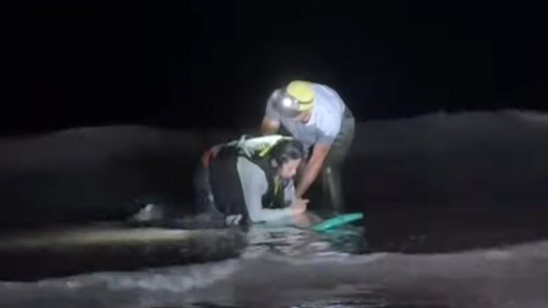 大咖女星驚見女子海上受困險喪命!急找好友搶救 夜晚看藍眼淚突發意外