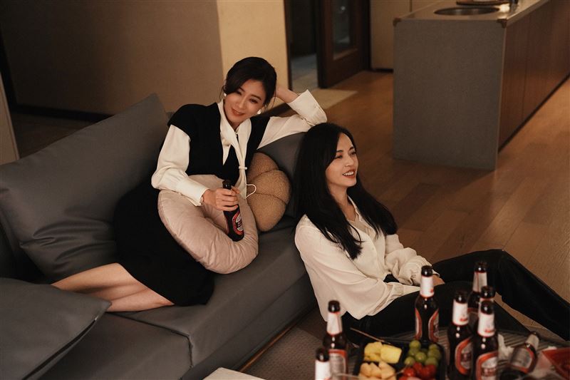 賈靜雯驚人凍齡容貌再現！招認後天很努力　希望臉上有「真實的痕跡」