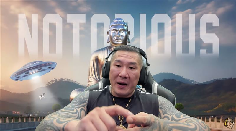 將赴中國遭抨擊！館長再發聲「為了兩岸同胞的未來」：我不夠資格嗎？