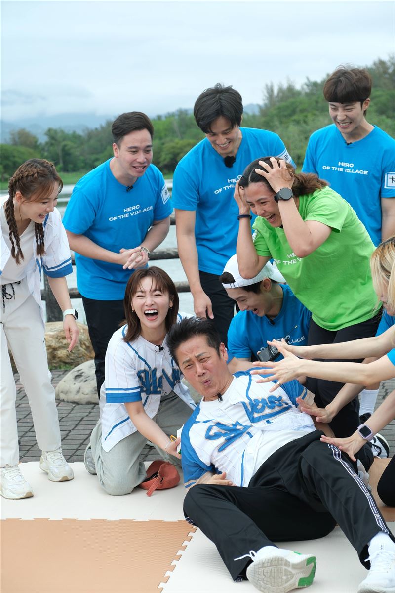 徐乃麟出事了！突遭亞運國手暴打「五官慘變形扭曲」　倒地畫面曝