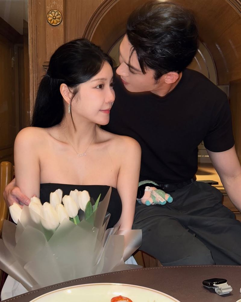 陳奕成功求婚「五分埔千金」紀曦晨點頭說Yes：妳是我唯一的女主角