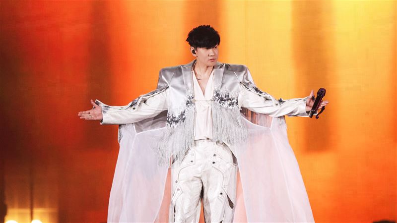 林俊傑開箱大巨蛋！特別來賓請到超大咖歌手　驚喜現身全場嗨翻天