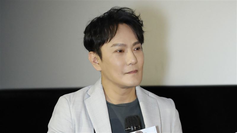 張信哲驚曝大咖音樂人私密戀情！公開告白手稿　赤裸談情內容全公開