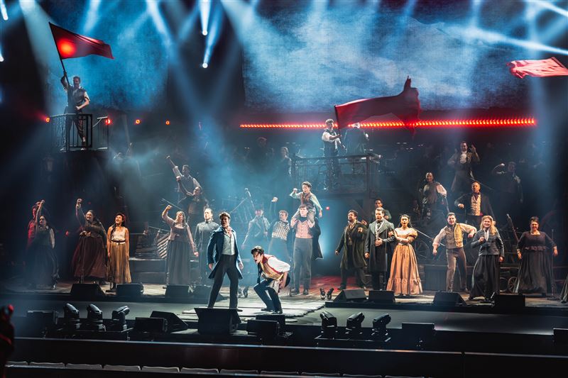 《悲慘世界》40週年首演全場爆滿！她自爆最愛台味：每天都想吃