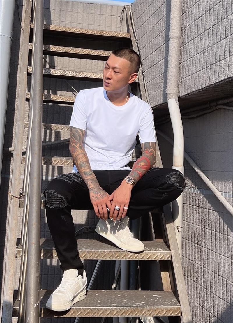 鳳梨遭連開12槍威脅！愛妻歐菈首發文了　16字曝真實現狀