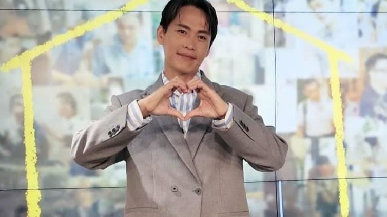 黃鐙輝賣光台積電股票 替「1家13口」買新房!夫妻日常閃瞎網