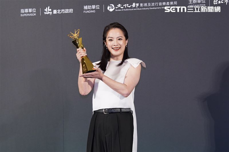 北影27／高伊玲奪影后！「緊張手狂抖」淚崩吐心聲：想當媽卻沒機會