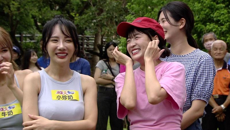 籃籃大玩雙龍搶珠　董至成當場「親密接觸」！遭吐口水翻臉了