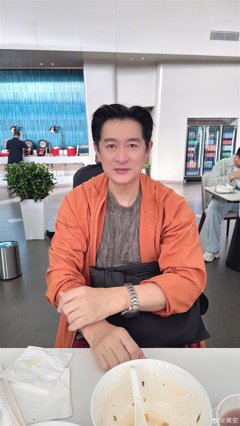 黃安出家遭指沒吃素！被抓包「出現葷食」疑破戒　不忍了32字回應