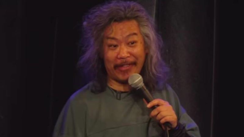 喜劇圈傳憾事！知名演員「意外墜樓身亡」享年43歲　經紀公司證實了