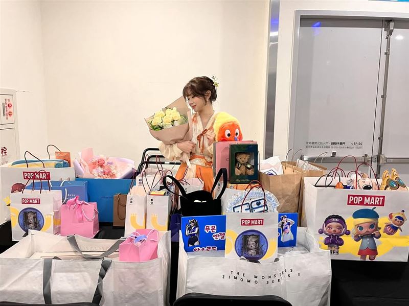 李珠珢哭了!見面會再開金口獻唱 驚喜宣布推寫真「價格曝光」