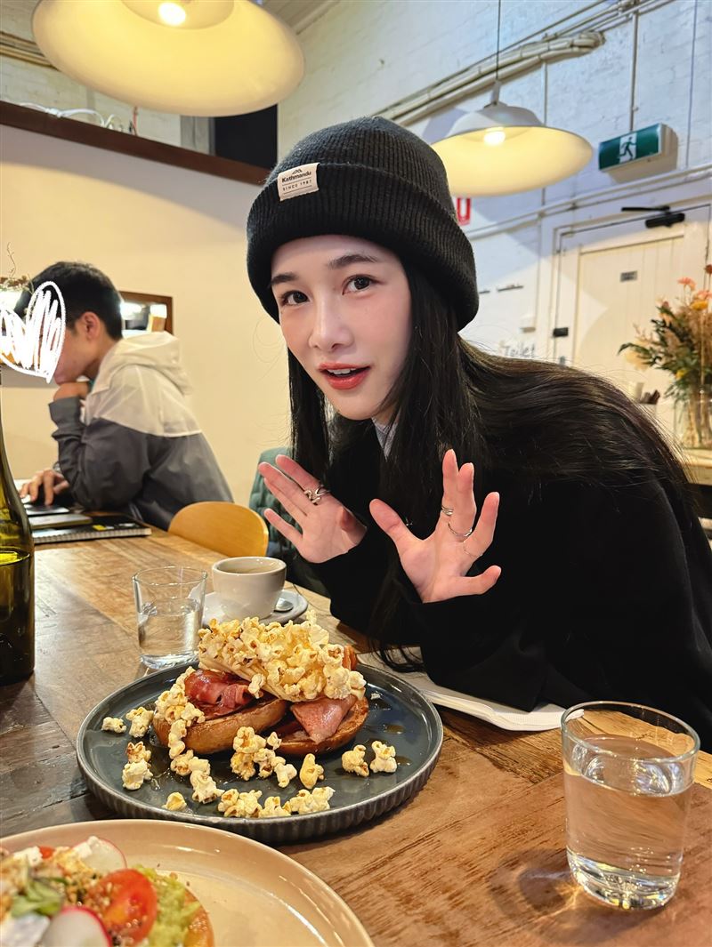 本預計國外度假1個月！百萬YTR千千「提前趕回台灣」　粉秒懂：沒愛錯人