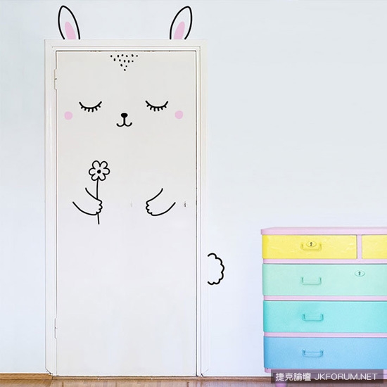 好治癒《門的貼紙》輕輕鬆鬆的就把門給變可愛了